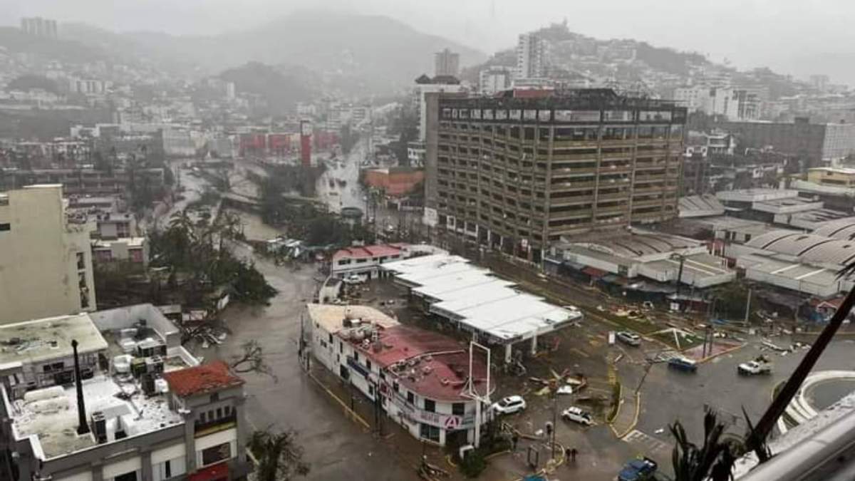 Daños en Acapulco tras el paso del huracán Otis