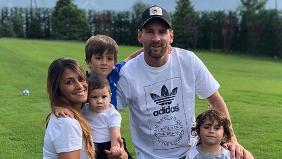 Lionel Messi, Antonella Roccuzzo y familia. Fuente: (Instagram)