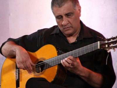 Carlos Denda: vivencias, recuerdos y anécdotas de un guitarrista notable