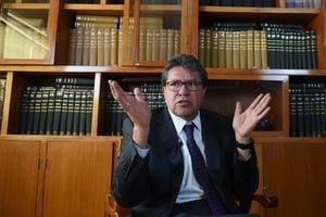 Monreal propone que regulación de la mariguana se apruebe hasta septiembre
