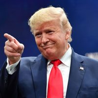 Donald Trump inaugura un oficina en Palm Beach para hacer "activismo público"