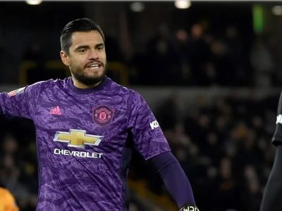 Gran actuación de Romero en el empate del Manchester United