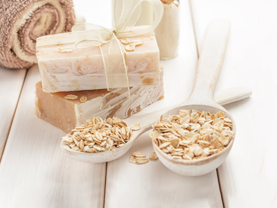 Con pocos ingredientes, prepará este jabón de avena exfoliante y natural para mantener hermosa tu piel