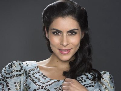 María León anunció en Instagram que prepara nueva música