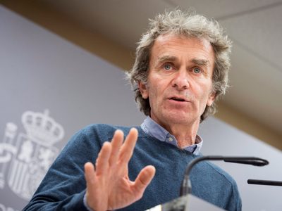 El incidente que protagonizó Fernando Simón que recuerda al presidente Alberto Fernández