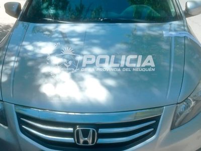 Iban armados en auto e intentaron un robo piraña en el barrio Melipal