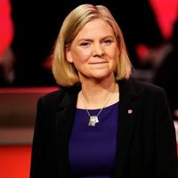 Dimite la primera ministra de Suecia horas después de asumir el cargo