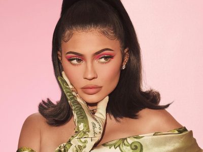 ¡Como nunca la viste! Kylie Jenner lució increíble en esta foto con jeans y zapatillas
