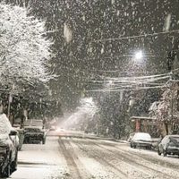 El sector turístico de Neuquén celebró la llegada de la nieve a las ciudades cordilleranas