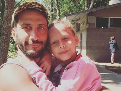 ¿Demasiado chiquita? El hábito que Luciano Cáceres fomentó en su hija y que generó polémica