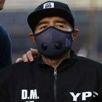 Caso Diego Maradona: un policía identificó a Leopoldo Luque como médico a cargo del exjugador
