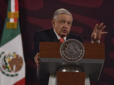 AMLO tunde al INE por eliminar mañaneras sobre temas electorales: "como en la Inquisición"