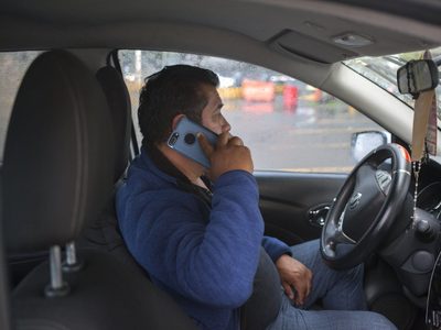 Las llamadas pueden espiarse de forma remota con las vibraciones que emite el teléfono móvil