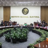 Fiscalización divide al INE: fallas en sistema, descuentos a multas e irregularidades motivan receso