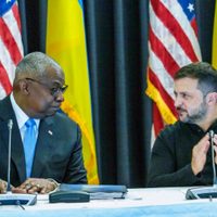 Zelenskyy se reúne con mandos militares en Alemania mientras EU anuncia más ayudas a Ucrania