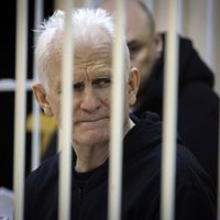 Encarcelaron por 10 años Alés Bialiatski, uno de los ganadores del último Nobel de la Paz