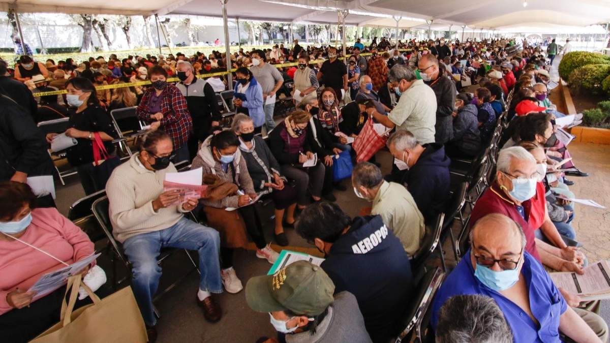 La Ssa informó que por tercer día consecutivo se aplicaron más de 900 mil dosis en una jornada