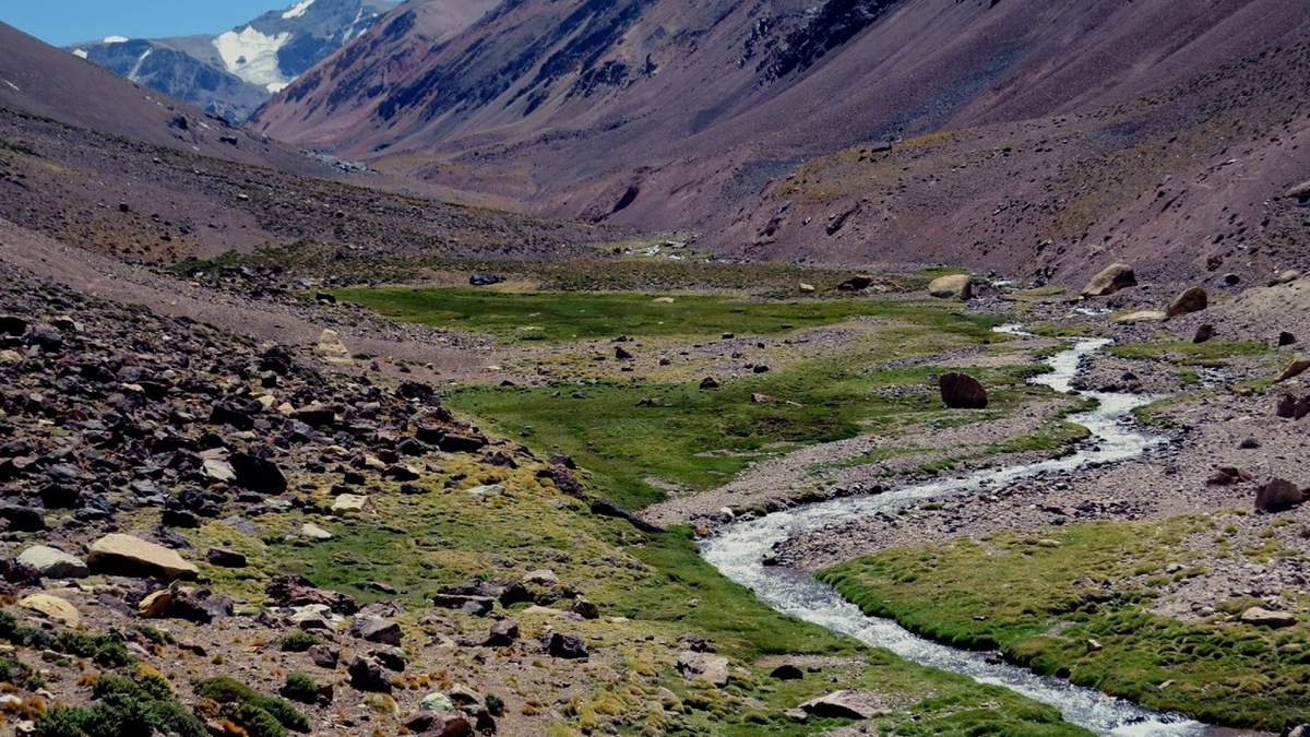 El arroyo El Tigre de Uspallata.