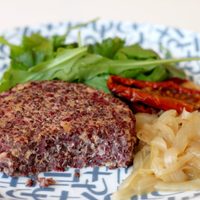 La carne está carísima: reemplazá las hamburguesas de siempre con una receta nutritiva y económica
