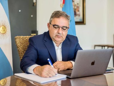 Raúl Jalil analizó la actualidad de la industria minera en Catamarca