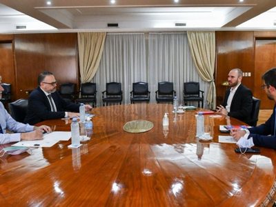 Martín Guzmán se reunió con Kulfas y Feletti para discutir la inflación y el acuerdo de precios
