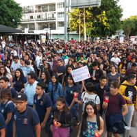 Con marchas, recuerdan a estudiantes de cine desaparecidos hace un año en Guadalajara