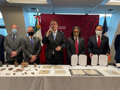 México recupera carta de Hernán Cortés y otros documentos históricos en EU: SRE