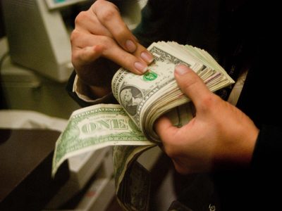 Dólar hoy: cuánto cotiza la moneda este sábado 24 de abril