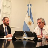 El Gobierno decreta una gran inversión en salarios, jubilaciones e importaciones de energía