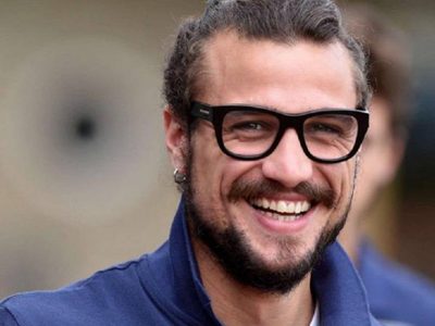 Cigarrillo en mano: el llamativo anuncio de Daniel Osvaldo sobre su futuro