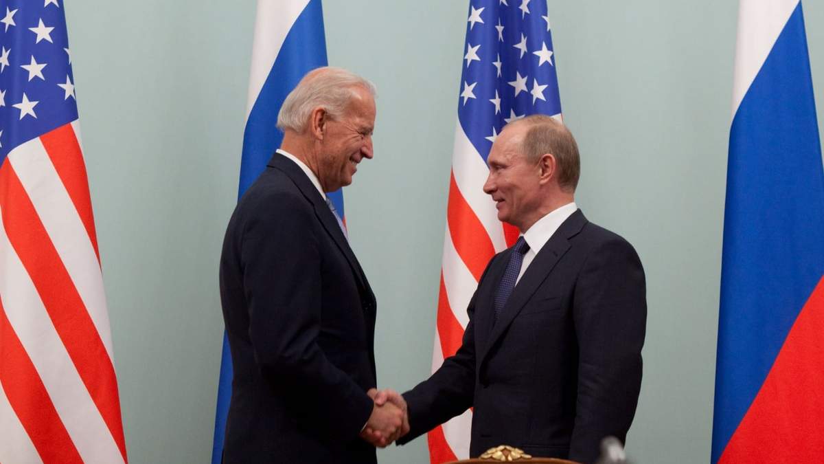 Joe Biden, siendo vicepresidente de EU, visitó a Vladimir Putin en marzo de 2011