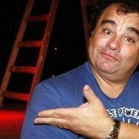 "Uno tiene que vivir“: cómo se gana la vida la Tota Santillán tras su derrumbe en la Movida Tropical