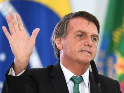 Jair Bolsonaro afirmó que su gobierno trabaja para darle asilo político a Jeanine Áñez