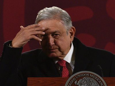 AMLO niega síntomas de covid tras reunirse con Tatiana Clouthier quien dio positivo al virus