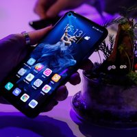 Facebook entra a la batalla contra Huawei