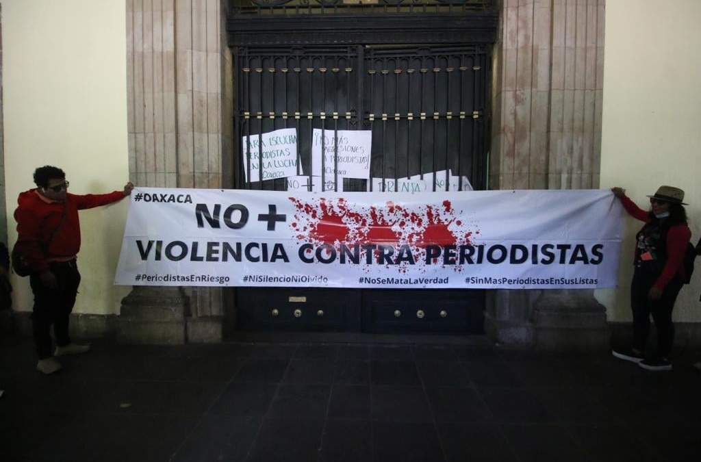 Protesta de periodistas en Oaxaca
