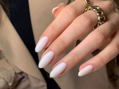 Nail Art: la manicura tendencia en los 90, que podés hacer en casa y es muy fácil de combinar para el día o la noche