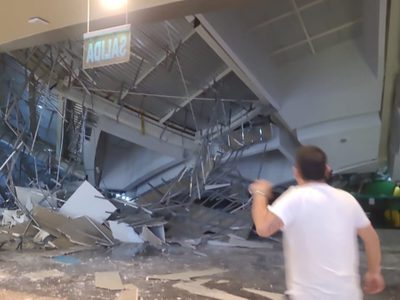 Se desploma el techo de un centro comercial de Perú; hay 3 muertos y 20 heridos (Video)