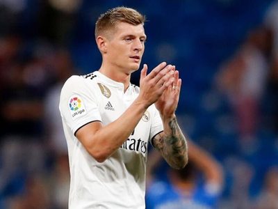 El gran gesto de Toni Kroos para una persona que perdió a su abuela y padre por el coronavirus