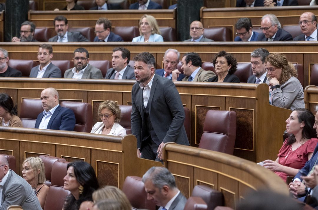 EuropaPress_5472176_portavoz_erc_congreso_gabriel_rufian_interviene_segunda_votacion