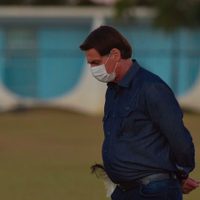 Bolsonaro continúa con “gripezinha”