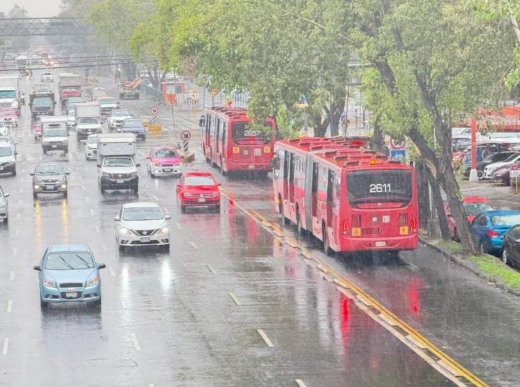 Carril a contraflujo Eje 2 Norte Manuel González