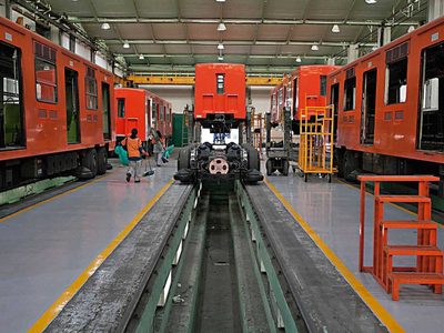Sheinbaum y Ebrard: choque de trenes...
