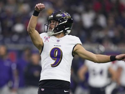 Nueve masajistas acusan a Justin Tucker de los Ravens de conducta sexual inapropiada