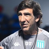 No solo Marcos Rojo: el ex jugador de Boca que Gustavo Costas quiere para Racing