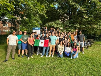 Alumnos del IPN quedan a la deriva en Reino Unido por suspensión de becas sin previo aviso