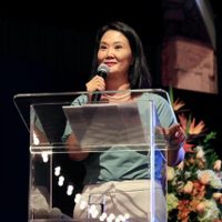Keiko Fujimori a AMLO: "el único usurpador es usted"