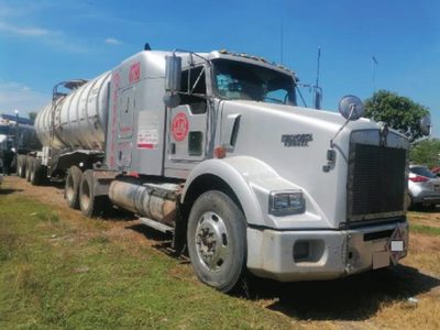 Detienen a ocho huachicoleros con seis pipas con combustible en Oaxaca
