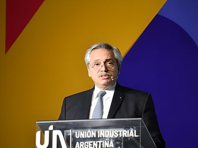Alberto Fernández le pidió al FMI una "evaluación" del préstamo contraído por Macri