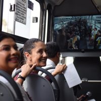 Arranca en Iztapalapa programa de autobuses con GPS, videocámaras y botón de pánico